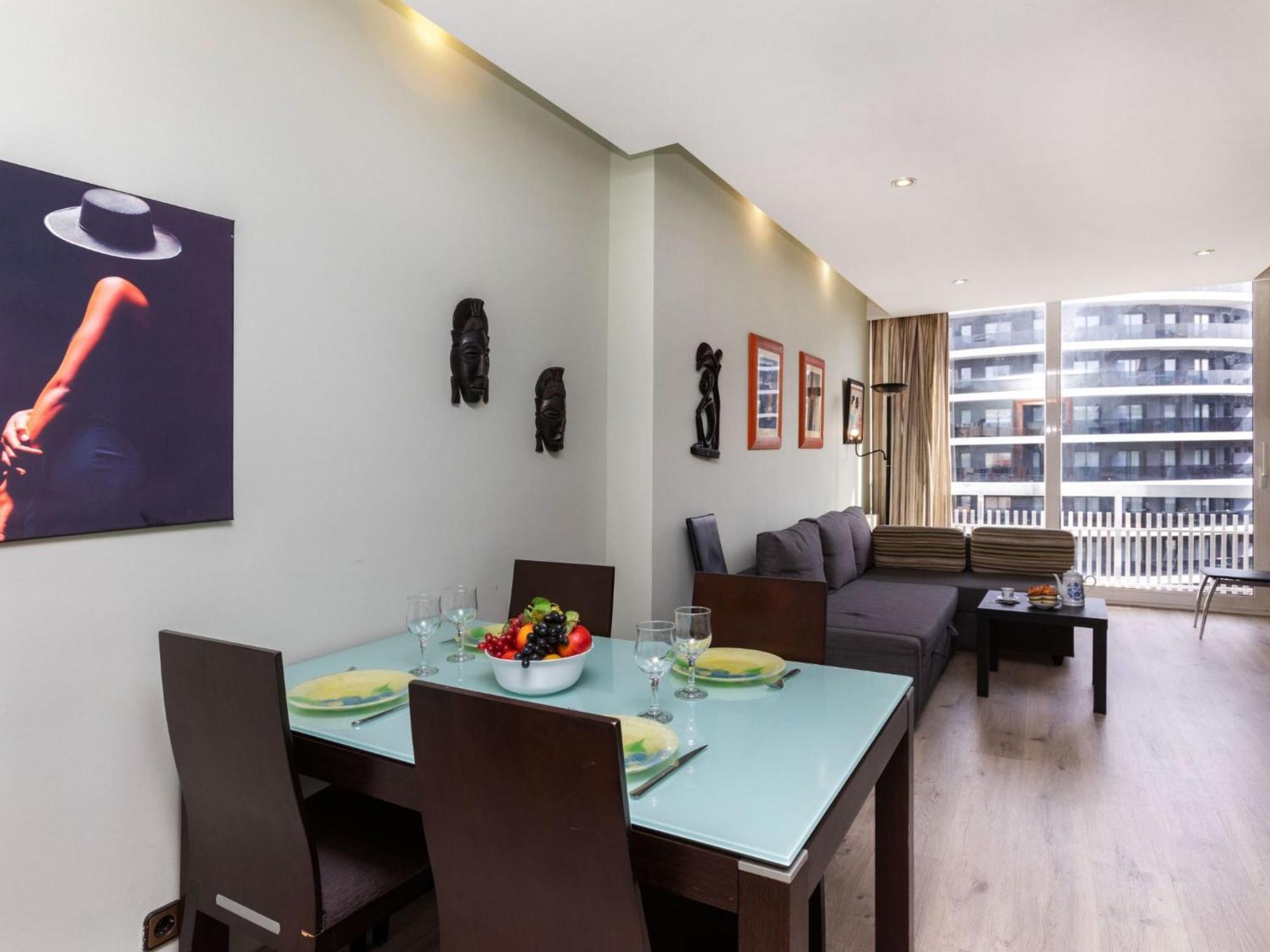 Apartment Sants-Montjuic Rambla Badal By Interhome บาร์เซโลนา ภายนอก รูปภาพ